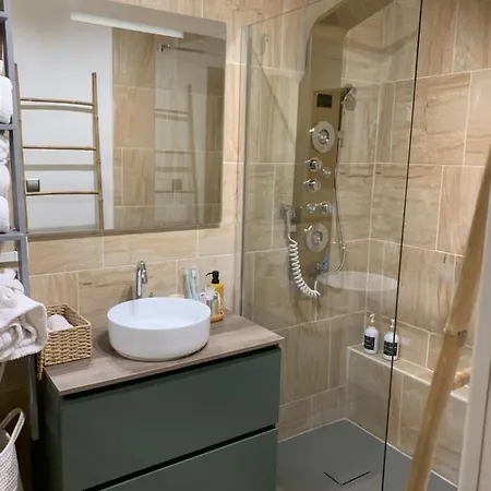 Apartman Maison Du Bonheur 2 A Entier Avec Parking *