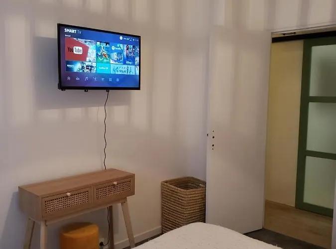 Maison Du Bonheur 2 A Entier Avec Parking *